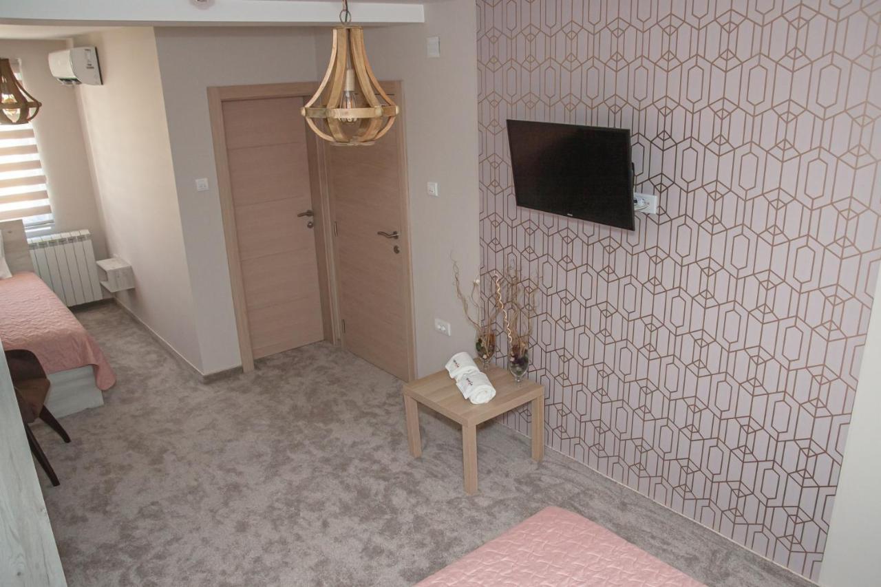 Mehana Apartmani Leskovac  Eksteriør bilde